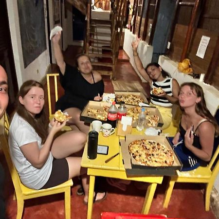 Hostel La Ballena Backpacker Las Galeras Eksteriør billede
