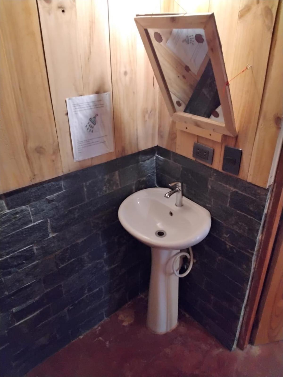 Hostel La Ballena Backpacker Las Galeras Eksteriør billede